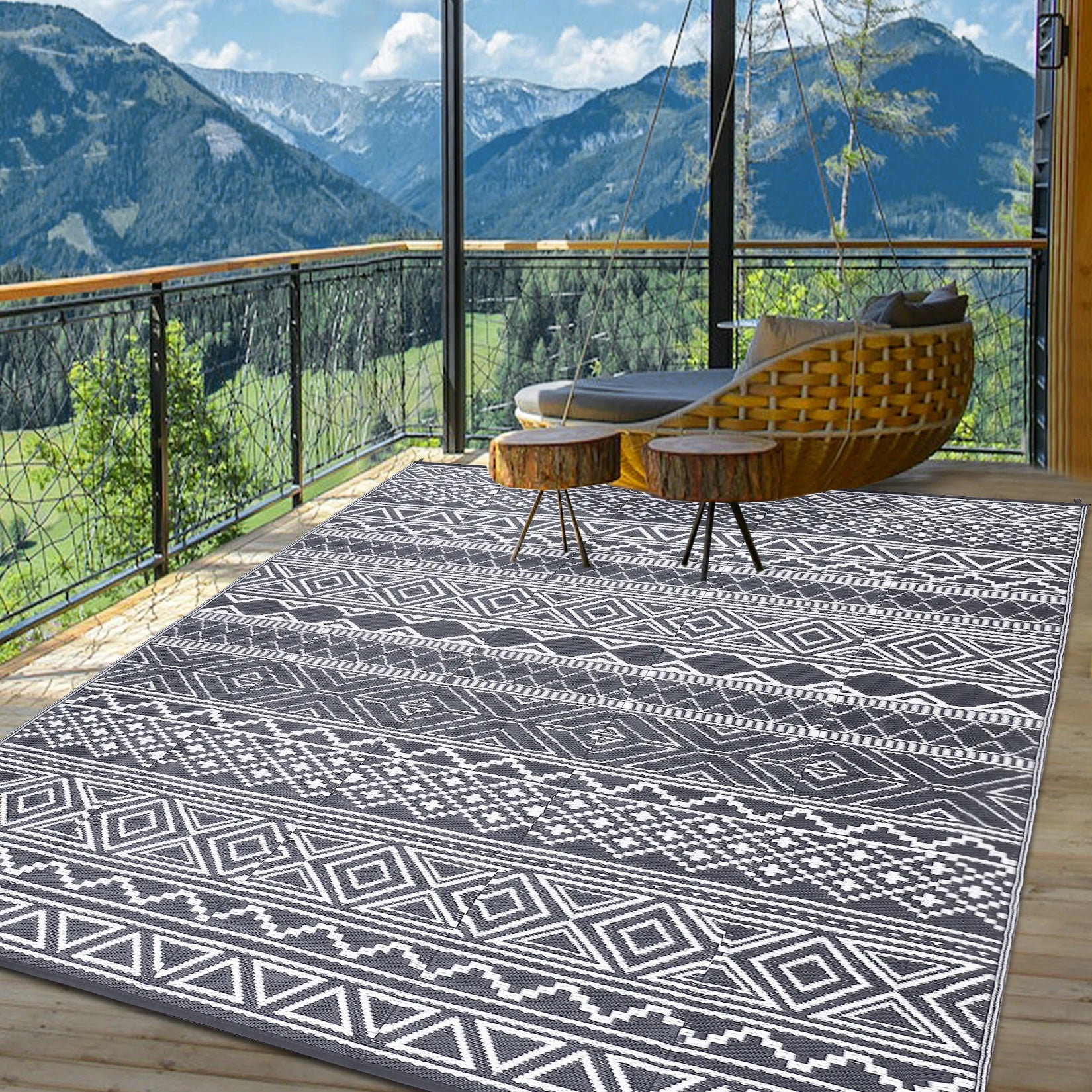 5x8 Reversible Patio Rug